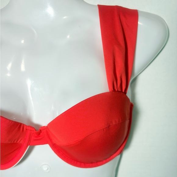 WEWOREWHAT Claudia Bikini Top in Spicy Orange - Picture 5 of 9